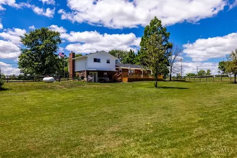 Exterior - 1740 Morman Rd, Hamilton, OH 45013 photo 3 of 5