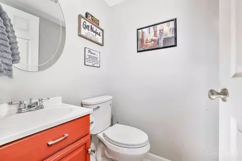 Bath - 1740 Morman Rd, Hamilton, OH 45013 photo 1 of 3