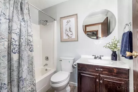 Bath - 1740 Morman Rd, Hamilton, OH 45013 photo 3 of 3