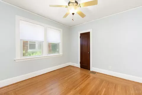 Bedroom - 2159 Crane Ave, Cincinnati, OH 45207 photo 3 of 4