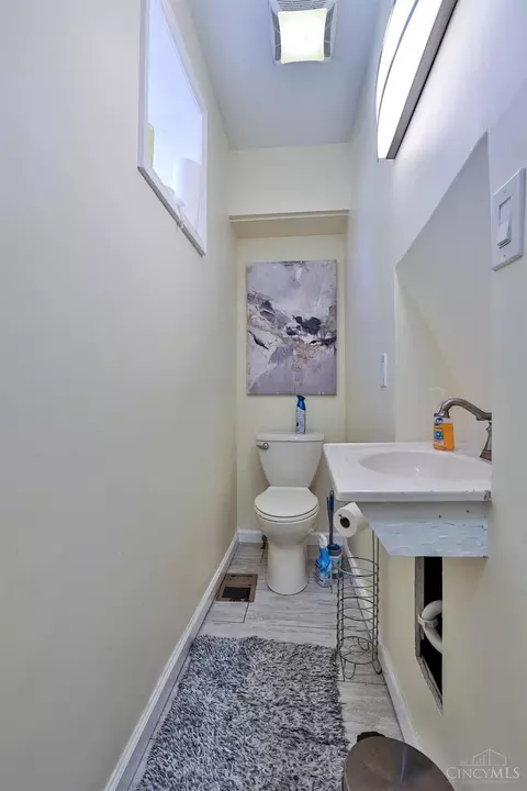 3214 Cavanaugh Ave, Cincinnati, OH 45211 photo 28