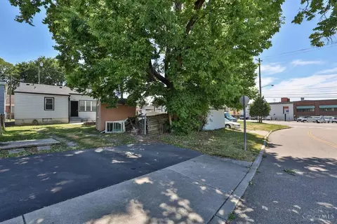 12 Elizabeth St, Reading, OH 45215 photo 29