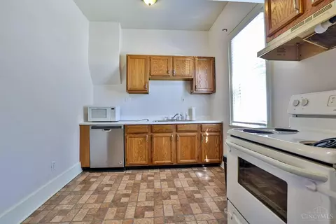 12 Elizabeth St, Reading, OH 45215 photo 11