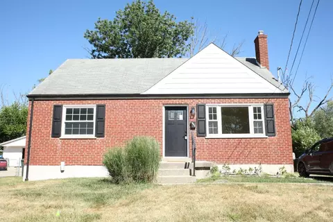 10564 Robindale Dr, Sharonville, OH 45241