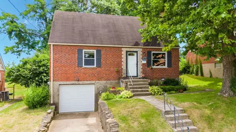 4777 Hardwick Dr, Cincinnati, OH 45238