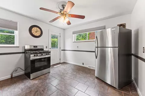 4777 Hardwick Dr, Cincinnati, OH 45238 photo 8
