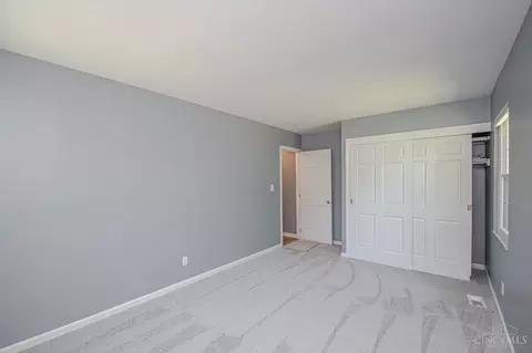 210 Glenburn Dr, Centerville, OH 45459 photo 33