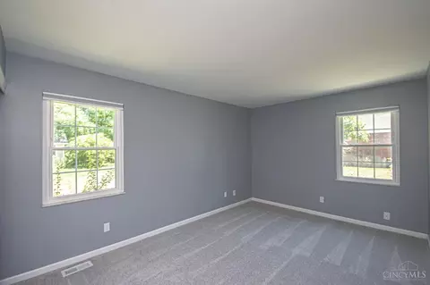 210 Glenburn Dr, Centerville, OH 45459 photo 32