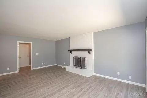 210 Glenburn Dr, Centerville, OH 45459 photo 11
