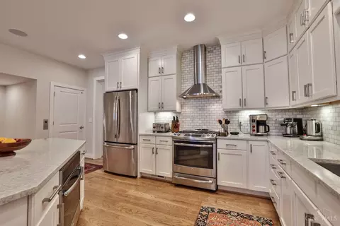 Kitchen - 7016 Maple Ave, Madeira, OH 45243 photo 3 of 7