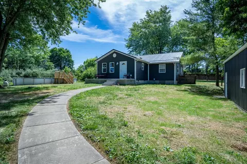 5690 Murray Rd, Hillsboro, OH 45133