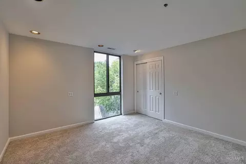Bedroom - 415 Bond Pl #9B, Cincinnati, OH 45206 photo 2 of 4