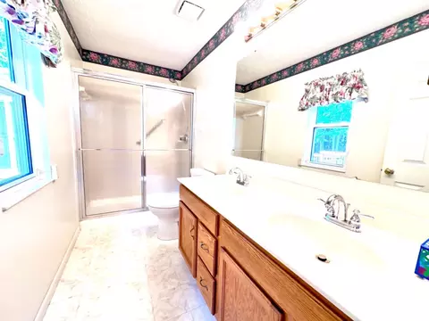 1018 Vixen Dr, Cincinnati, OH 45245 photo 16