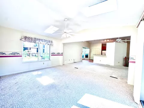 1018 Vixen Dr, Cincinnati, OH 45245 photo 8