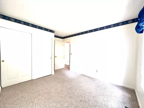 1018 Vixen Dr, Cincinnati, OH 45245 photo 17