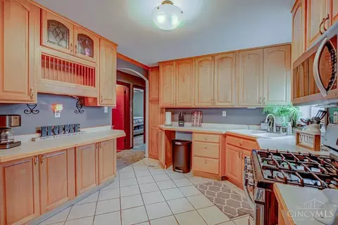 Kitchen - 3630 Eyrich Rd, Cincinnati, OH 45248 photo 3 of 3