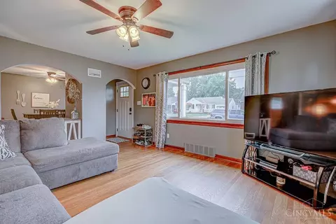Living - 3630 Eyrich Rd, Cincinnati, OH 45248 photo 1 of 5