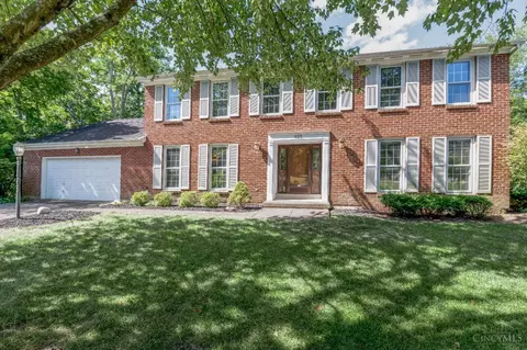825 Woodscene Ct, Anderson Twp, OH 45230