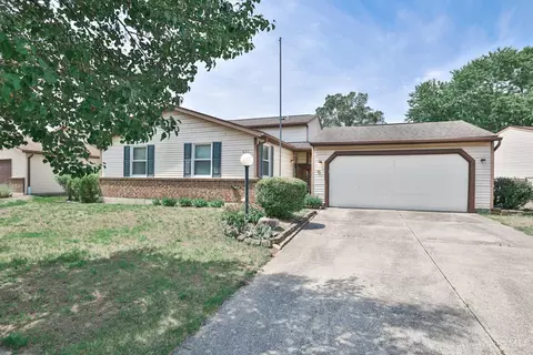 651 Ridgeview Dr, Harrison, OH 45030