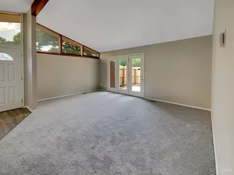 Living - 824 Cascade Rd, Forest Park, OH 45240 photo 1 of 3