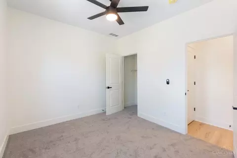 Bedroom - 3136 Durrell Ave, Cincinnati, OH 45207 photo 4 of 8