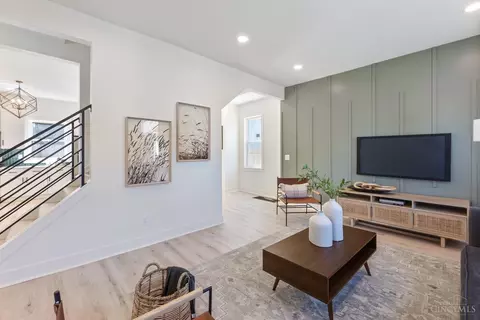 Living - 3136 Durrell Ave, Cincinnati, OH 45207 photo 4 of 4