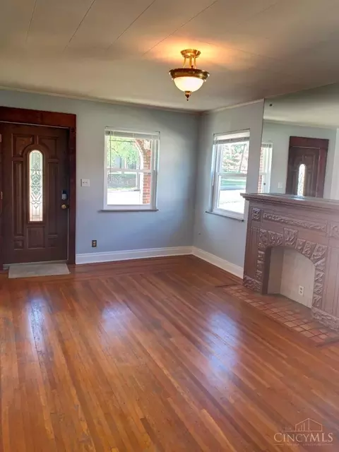 Living - 3954 School Section Rd, Cheviot, OH 45211 photo 1 of 2