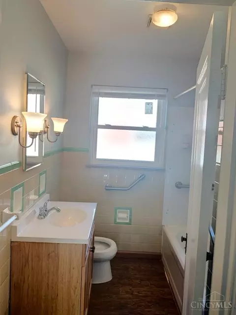 Bath - 3954 School Section Rd, Cheviot, OH 45211 photo 1 of 1