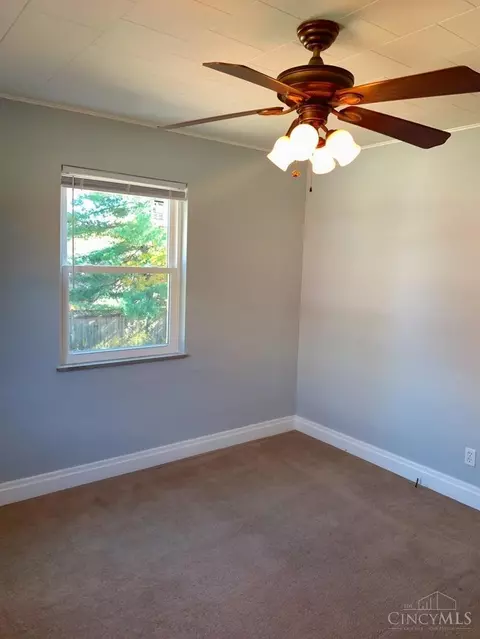 Bedroom - 3954 School Section Rd, Cheviot, OH 45211 photo 3 of 7