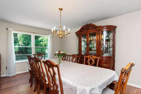 515 Park Pl, Cincinnati, OH 45244 photo 9