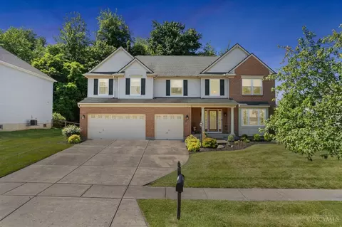 515 Park Pl, Cincinnati, OH 45244 photo 2