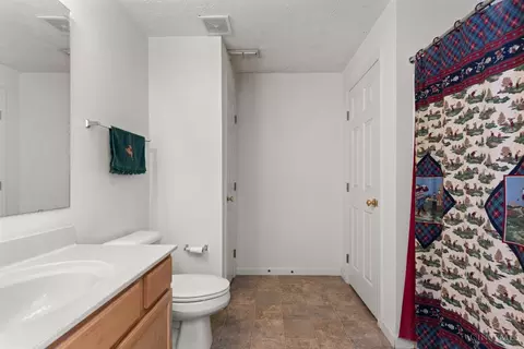 515 Park Pl, Cincinnati, OH 45244 photo 32