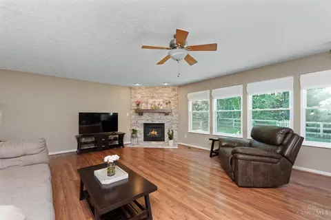 515 Park Pl, Cincinnati, OH 45244 photo 15