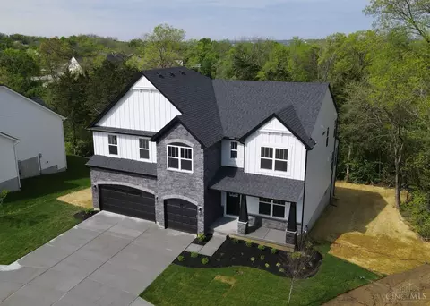 6725 Maverick Dr, West Chester, OH 45069