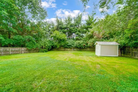 Exterior - 9320 Fields Dr, Mason, OH 45040 photo 10 of 12