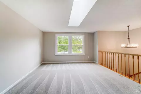 Living - 9320 Fields Dr, Mason, OH 45040 photo 2 of 10