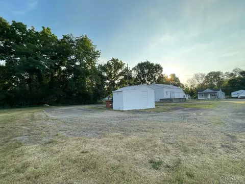 429 Elm St, Georgetown, OH 45121 photo 4