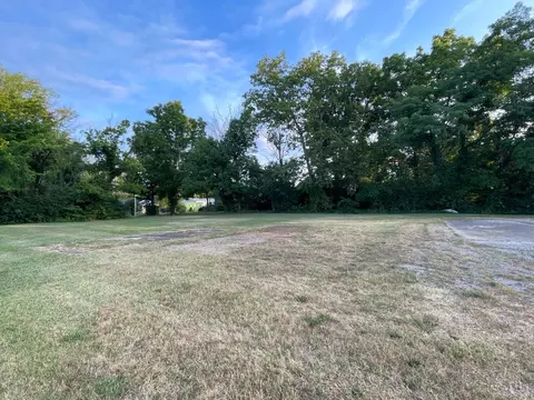 429 Elm St, Georgetown, OH 45121 photo 5