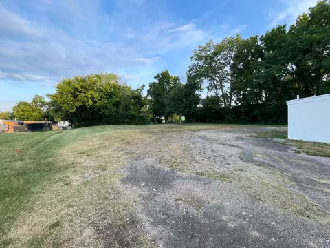 429 Elm St, Georgetown, OH 45121 photo 3