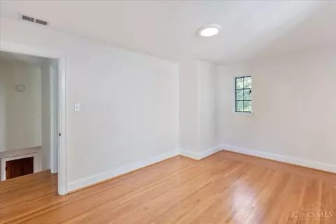 1175 Beverly Hill Dr, Cincinnati, OH 45208 photo 25