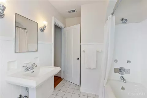 1175 Beverly Hill Dr, Cincinnati, OH 45208 photo 30