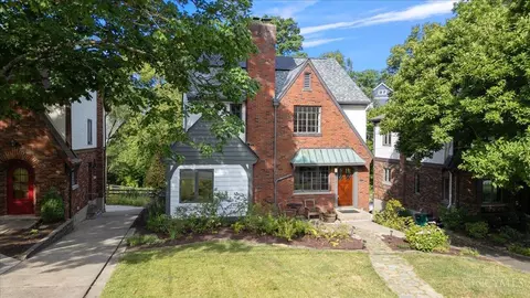 1175 Beverly Hill Dr, Cincinnati, OH 45208 photo 2