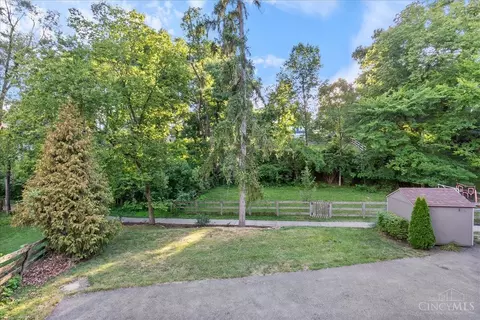 1175 Beverly Hill Dr, Cincinnati, OH 45208 photo 32