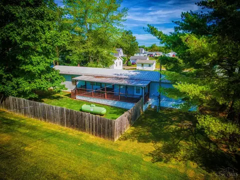 164 Columbia St, Seaman, OH 45679