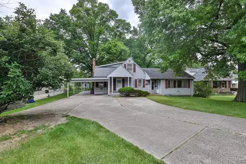 8801 Plainfield Rd, Cincinnati, OH 45236