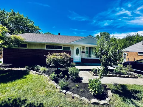 8023 Peacock Dr, Colerain Twp, OH 45239