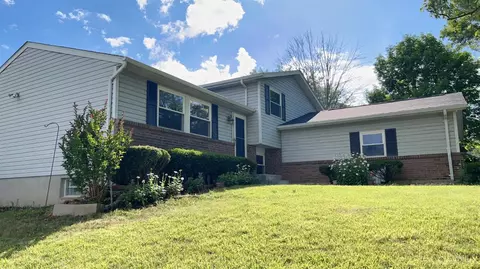 Exterior - 1715 Lockbourne Dr, Cincinnati, OH 45240 photo 3 of 15