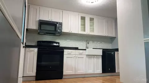 Kitchen - 1715 Lockbourne Dr, Cincinnati, OH 45240 photo 2 of 2