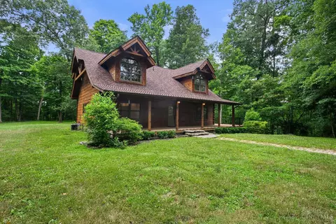 10138 Fairview Rd, Bennington, IN 47011