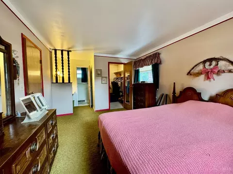 Bedroom - 324 Bob Dr, Cincinnati, OH 45238 photo 3 of 9